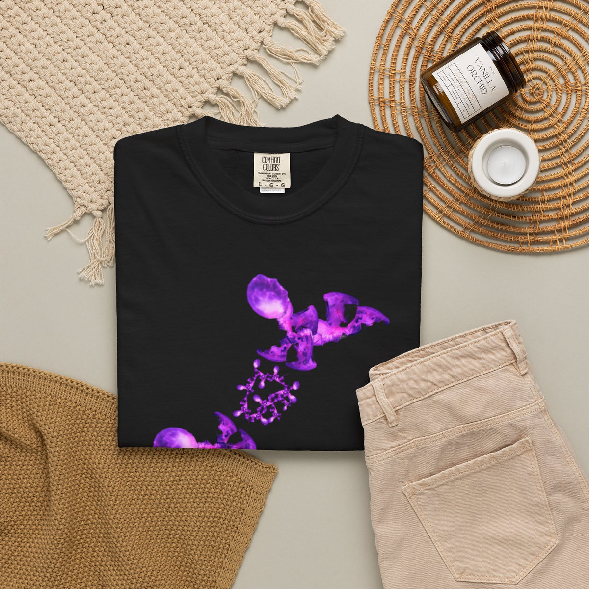 T-shirt Fantasy – Grafica viola